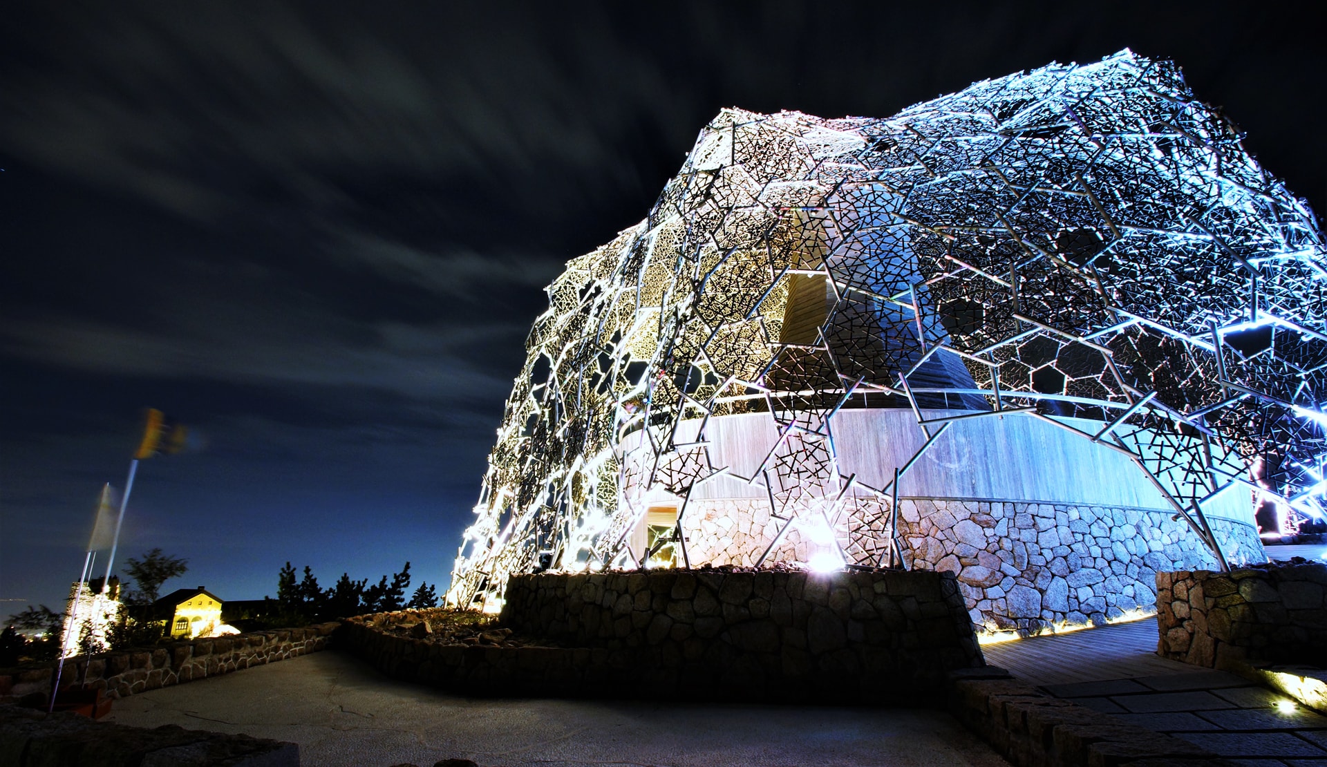 凱旋門賞2026 ブックメーカーガーデンテラス