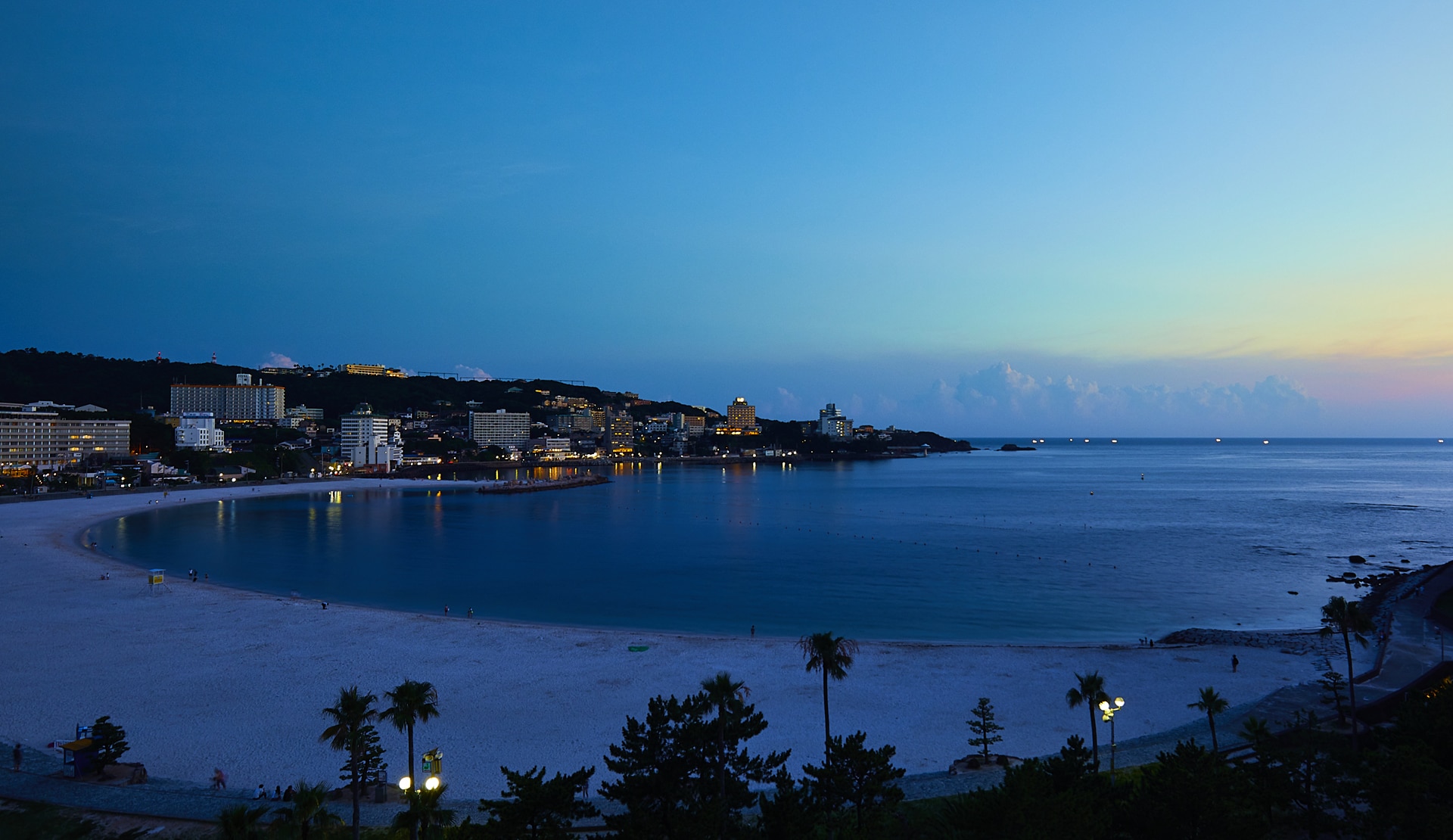 凱旋門 賞 ブック メーカー浜