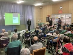 慰問活動の様子