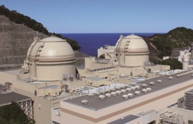右から大飯３号機、４号機