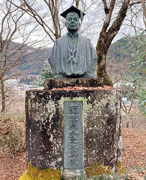 山色水光傳功永