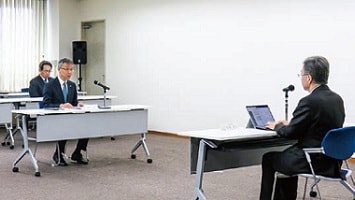 杉本知事と面談する森社長