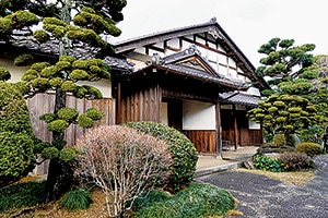 山川家住宅、山川登美子記念館