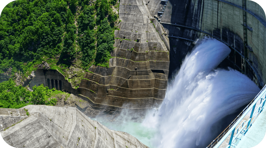黒部ダム