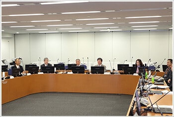 第３１回凱旋門 賞 海外 オッズ 最新力安全検証委員会の様子